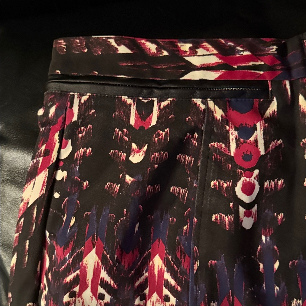 H&M A-Line Skirt with Red and Black Pattern - Picture 3 of 5
